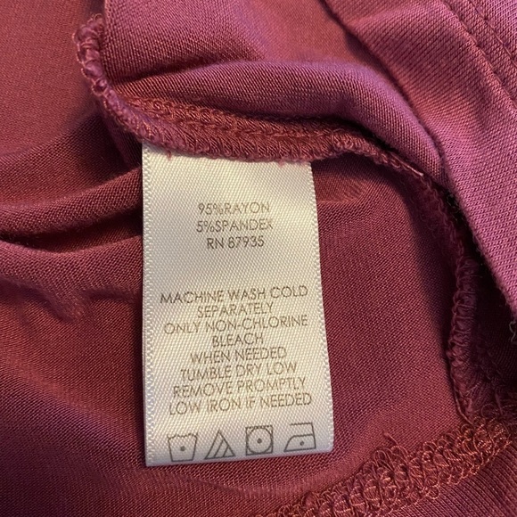 LOGO Layers Lori Goldstein Tank Top Tunic Pink Stretch Flowy Size Small - Picture 6 of 9